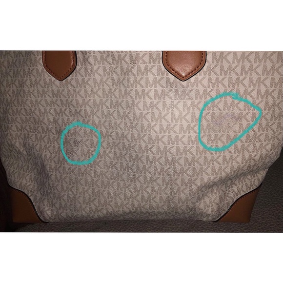 💕😍❤️MAKE AN OFFER! MICHAEL KORS CREAM LOGO TOTE❤️😍💕 - Picture 4 of 5